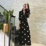 2019 xuân hè mới của phụ nữ Pháp retro màu đen điểm sóng kiểu tây váy đầm mỏng nữ thủy triều - Váy eo cao đầm đắp chéo cột eo