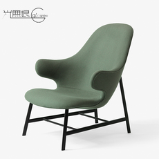 Мягкое кресло