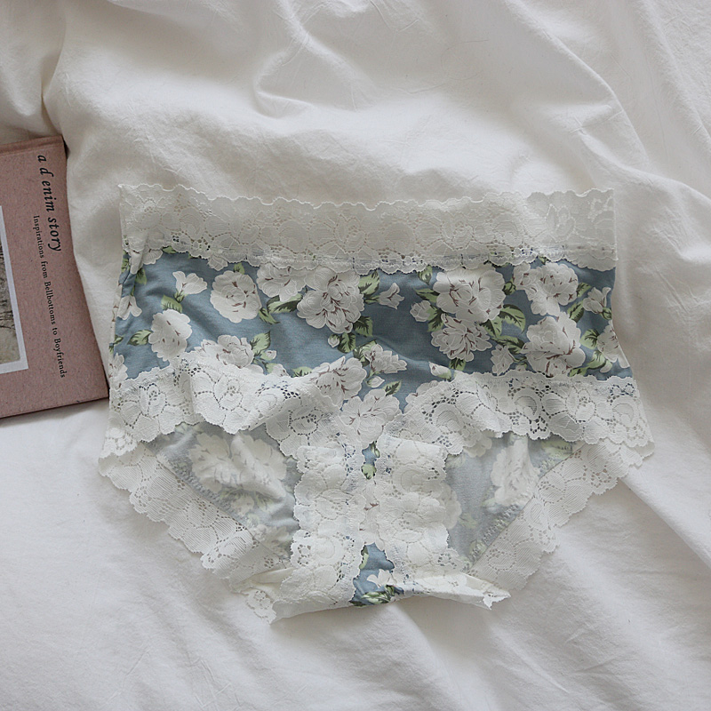 Bluecabinet goods ~ Soft and beautiful 【 Countryside Northern Europe 】 Sweet beauty underpants chao soft comfortable Medium low back Buttocks Briefs