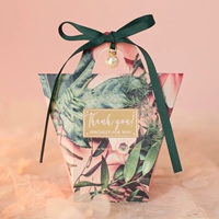 Розовая маленькая подарочная коробка, европейский стиль, популярно в интернете