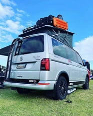 Интерьер купола огни 大众迈特威t6车顶平台 凯路威车顶平台