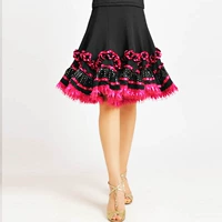 Роза красная