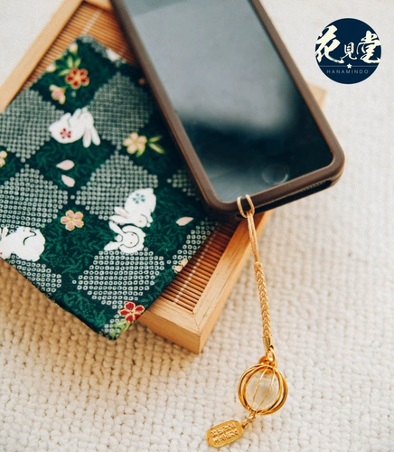 Японский кварц, короткий мобильный телефон, сумка, ключи от машины, брелок, фонарь, безопасный колокольчик