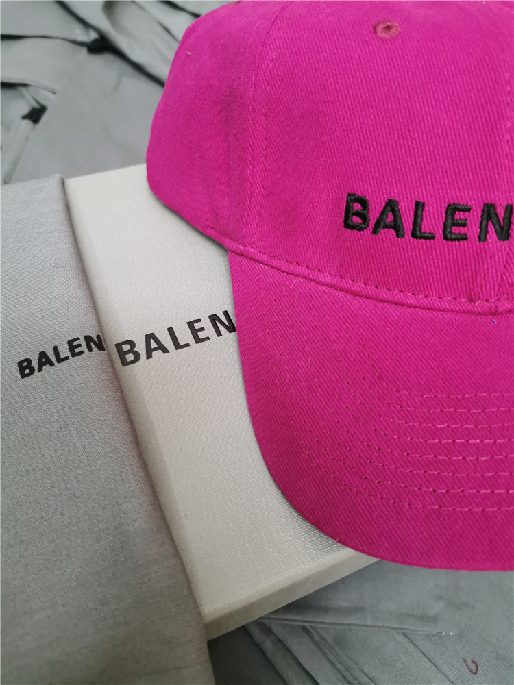 Classic Purple2021 new pattern Europe Home B Hat New color Embroidery letter Versatile Baseball cap peaked cap Star men and women Same