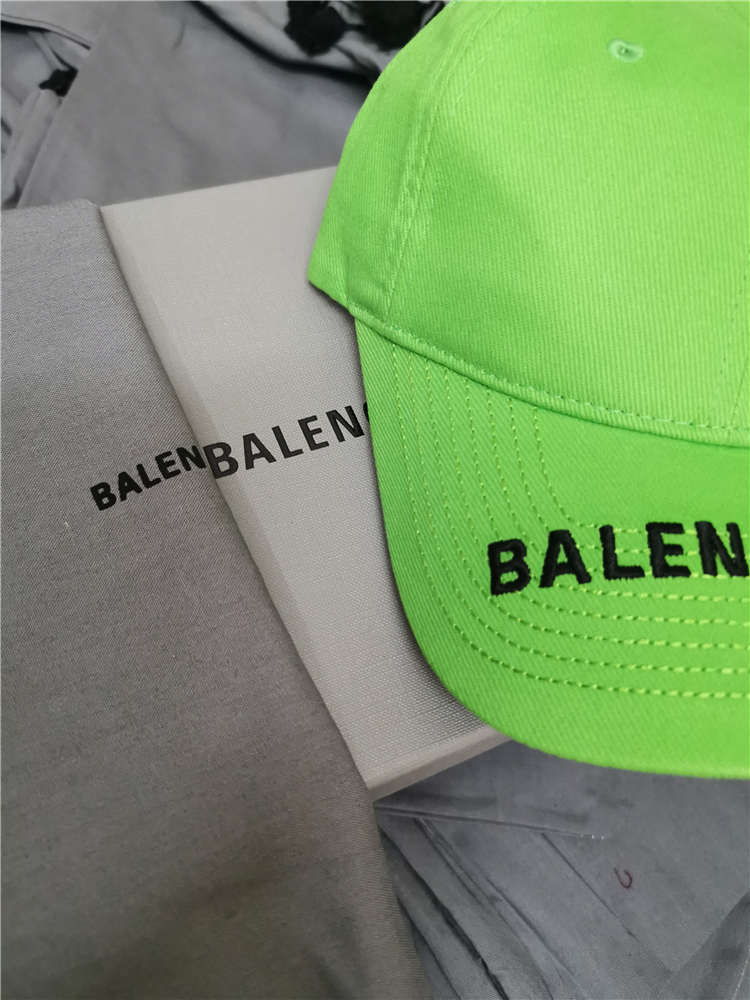 New Fluorescent Green2021 new pattern Europe Home B Hat New color Embroidery letter Versatile Baseball cap peaked cap Star men and women Same
