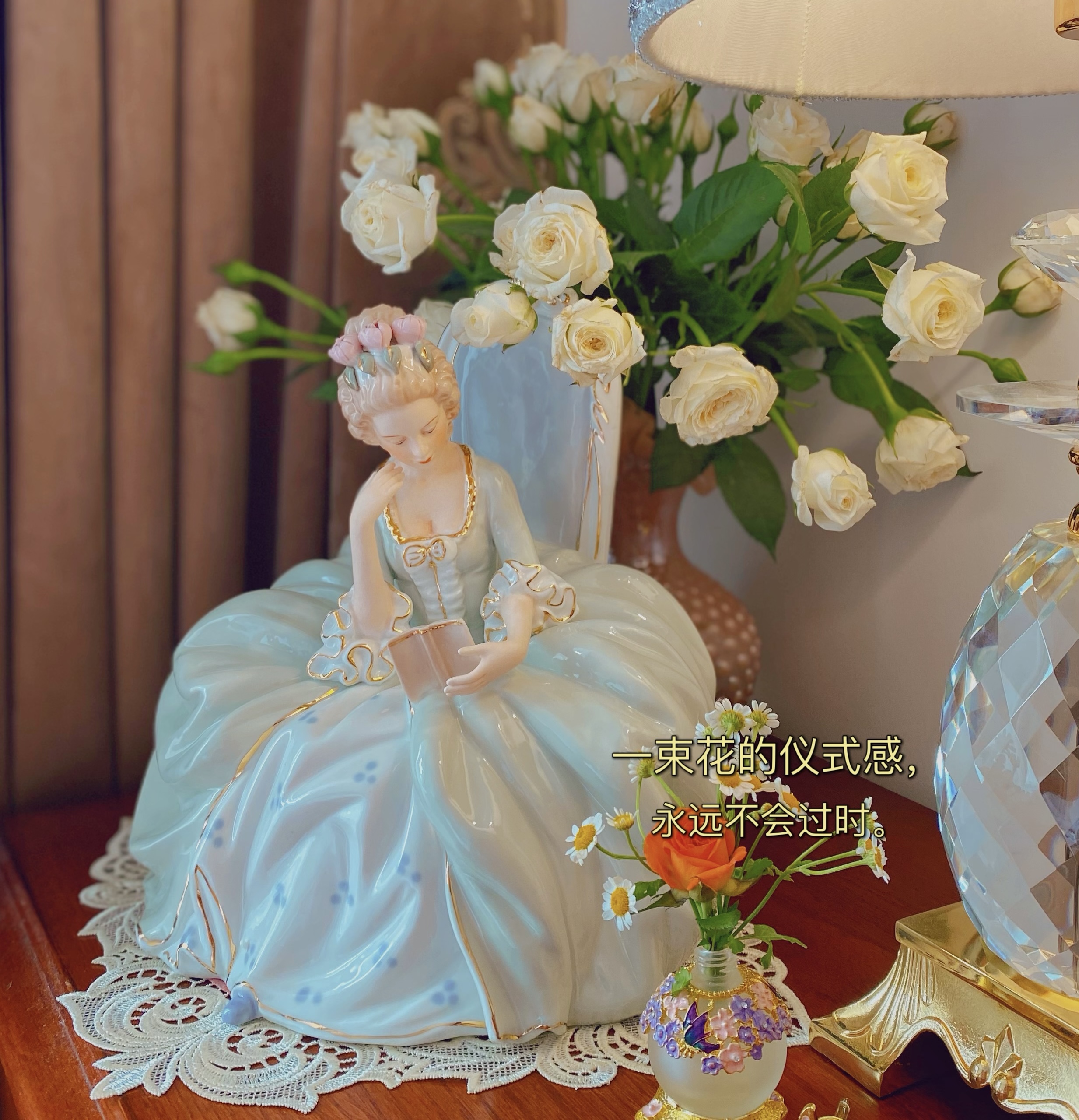 Westerse karakterdecoraties, leessfeer, schoonheid, hoogte 26 cm, breedte 30 cm_voghion.com