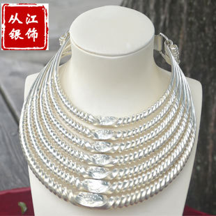 Miao Silver Termid Circle Dai Silver Jewelry Layer Семь слоев серебряных ювелирных лабораторий Miao Silver Silver Jewelry Guangxi Miao Silver Twin Circle Бесплатная доставка