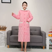 Mùa đông ba lớp chần dày áo choàng nhung san hô nữ mùa đông Phiên bản Hàn Quốc của áo choàng dày dày flannel áo choàng dài phần