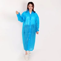 Синие манжеты с пальто