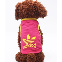 Трехноличная травяная сеть роза красная