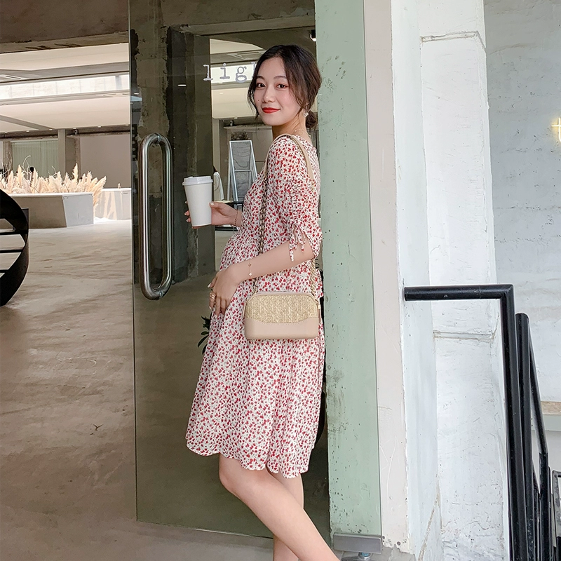 Mùa hè 2020 phong cách mới eo cao là váy hoa mỏng và lỏng của Hàn Quốc - Áo thai sản