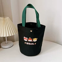 Жизнеспособная девушка черная