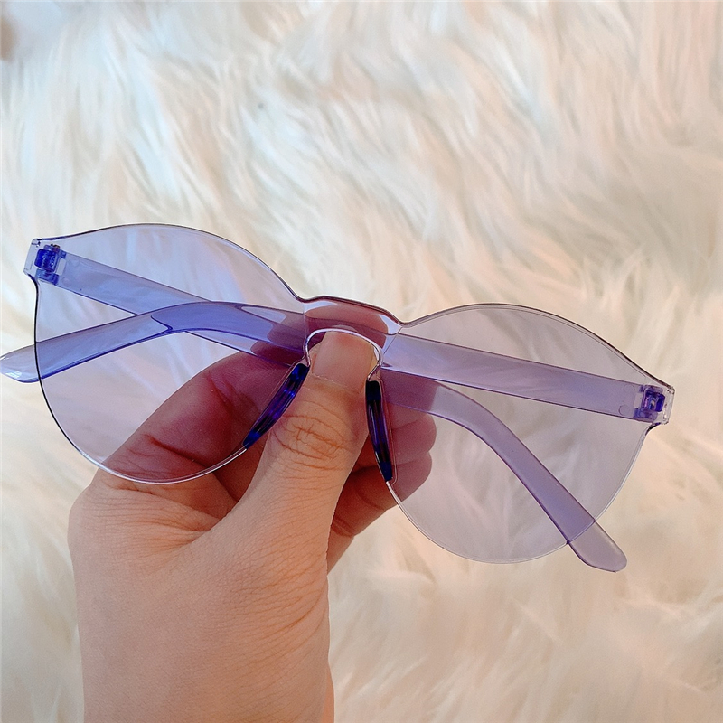 One Ellipse & Light Purplevintage Sunglasses Port style Europe and America Retro photograph cat eye Sunglasses Purple series lovers pose female collocation
