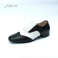 Черный с белым