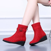 Mùa xuân và mùa hè phụ nữ Hàn Quốc rỗng net khởi động của phụ nữ duy nhất khởi động breathable ngắn khởi động lỗ giày thường nêm mát khởi động trẻ em giày